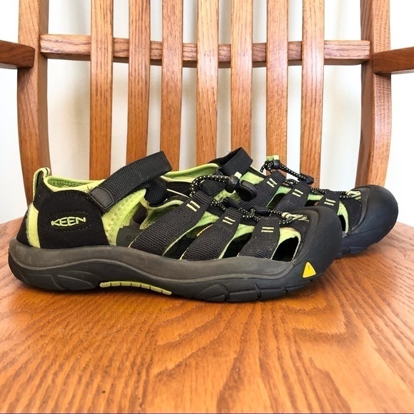 ๐ 6/$60, Keen, Little Boys Sandals, Black/Green, Velcro Straps, Size 6 - Picture 8 of 10